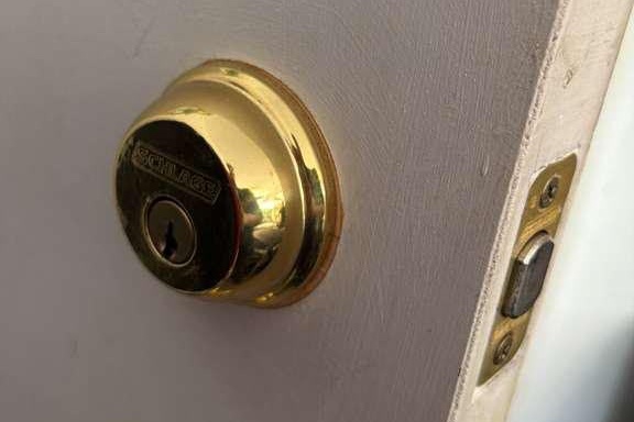 Schlage Deadbolt and Doorknob Installation