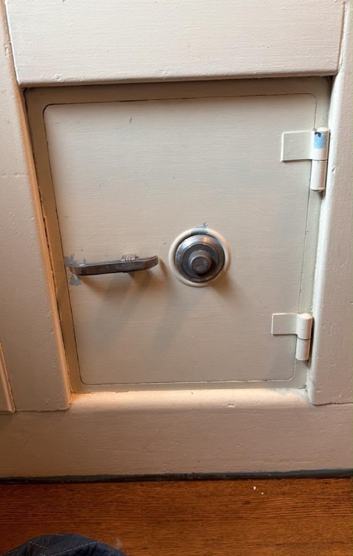 Old Wall Safe Opening After Lock Failure